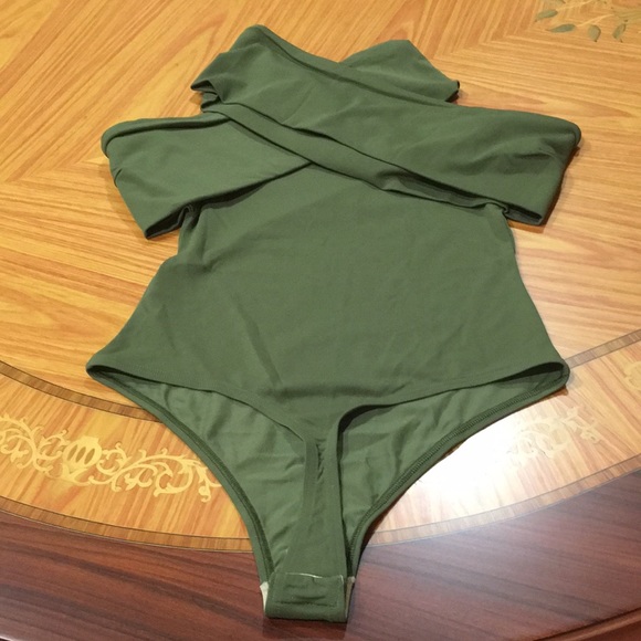 ALIX NYC Wooster criss cross bodysuit sz.S - Picture 13 of 14